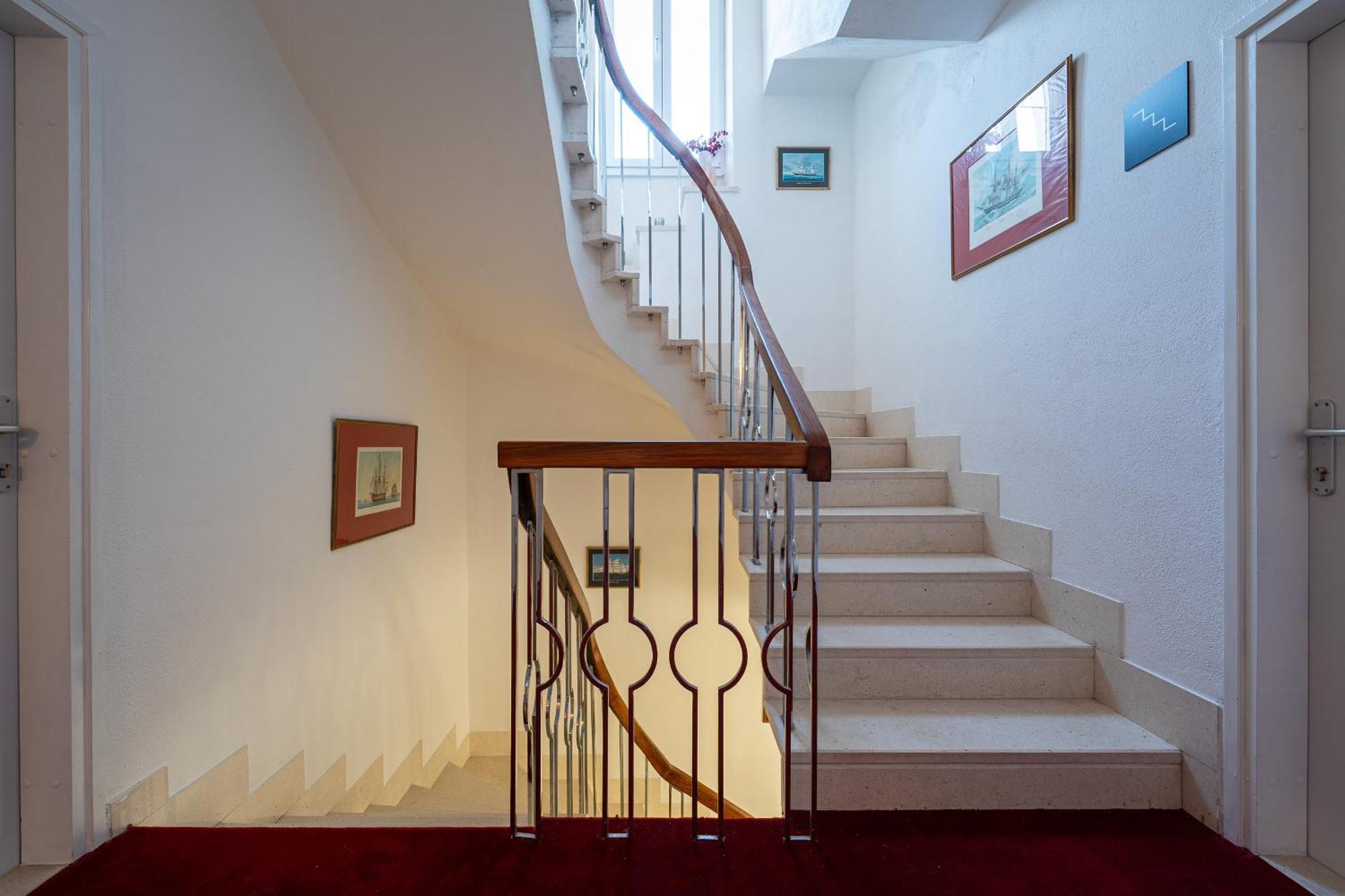 Bed & Breakfast Blanc Pucisca Esterno foto